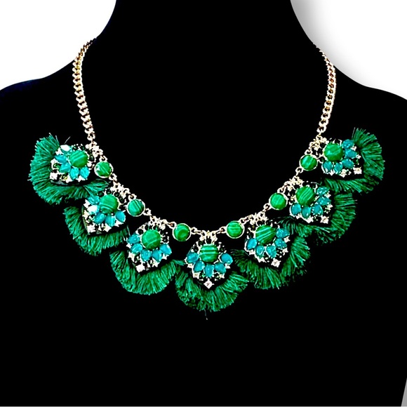 INC. Interview Concepts Chic Green Statement Green Necklace | NWT - Picture 2 of 8